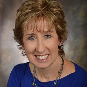 Meet your Posher, Laina